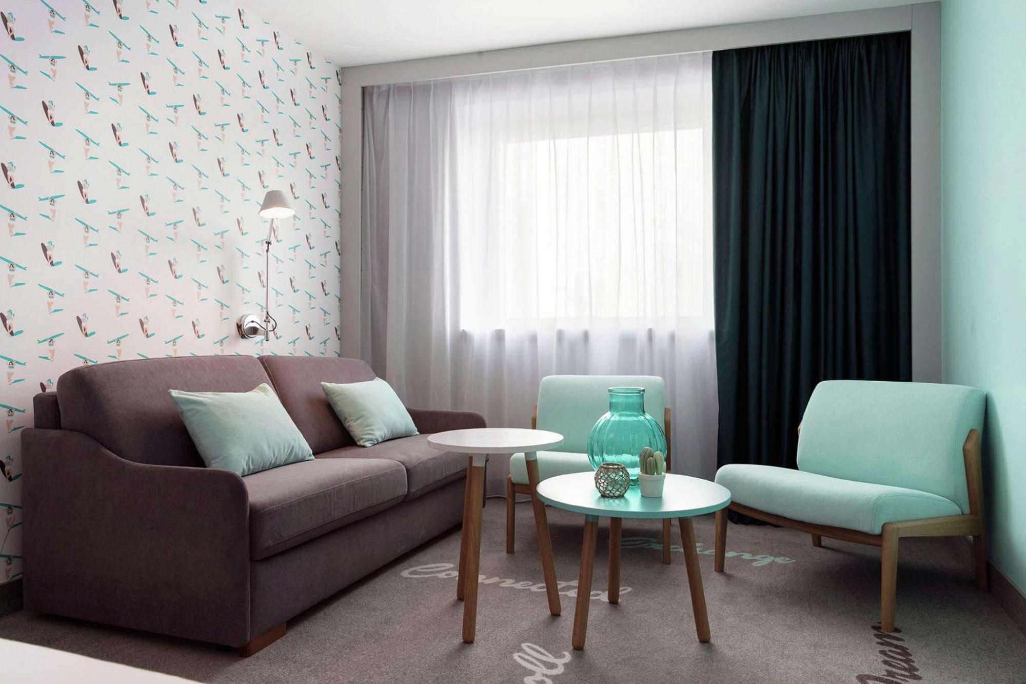 Hampton By Hilton Paris Clichy Hotel Екстериор снимка